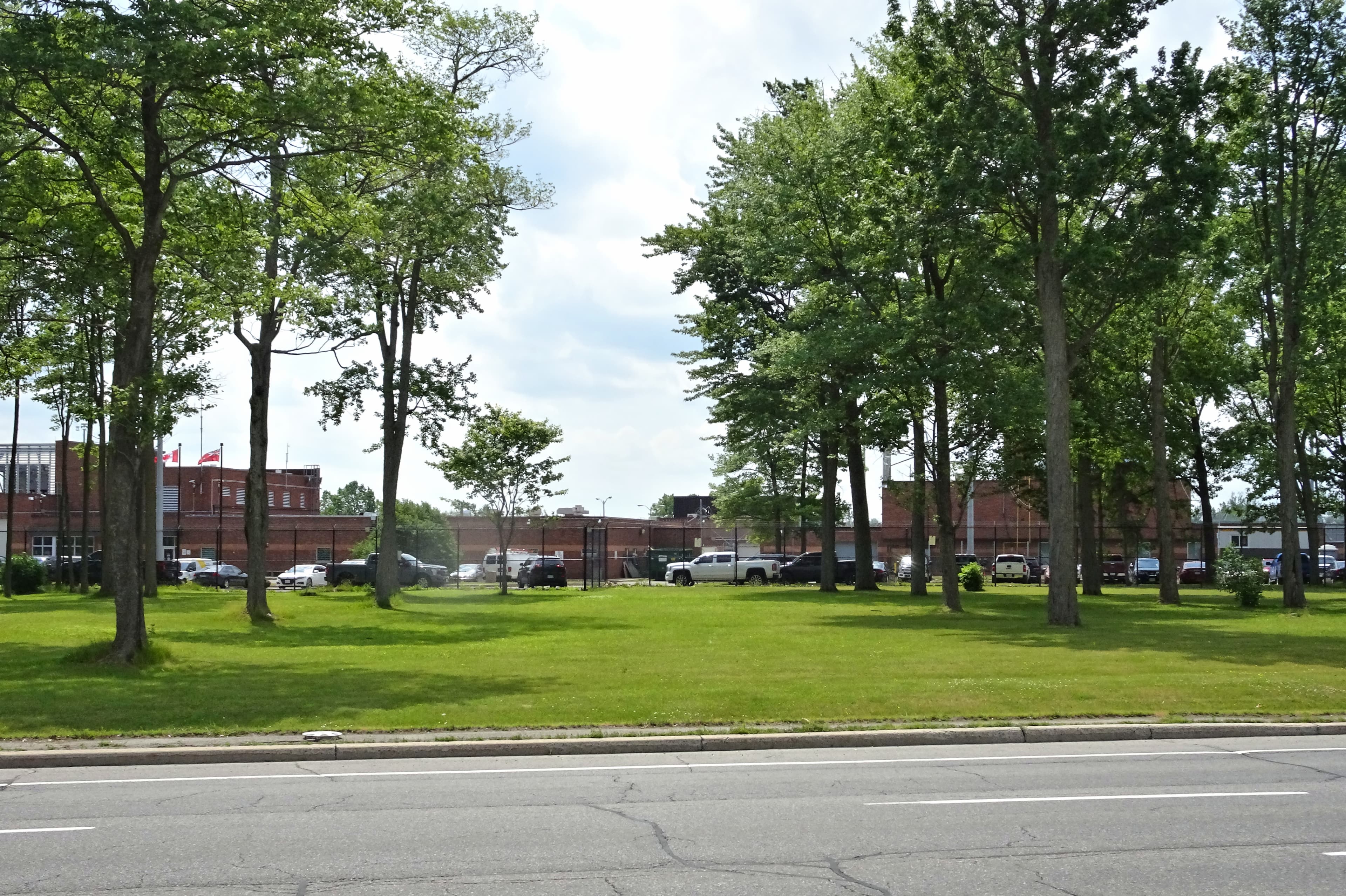 Exterior view of Ottawa-Carleton Detention Centre